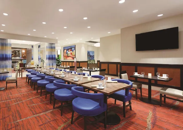 Hilton Garden Inn Falls Church
